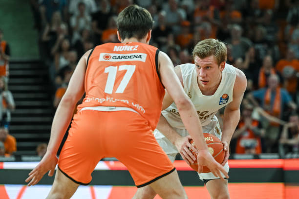 迷中积累了 迷中积累了